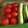 How beautiful to cut cucumbers and tomatoes - step by step photos