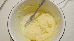 Sour cream for cake Butter cream with sour cream for cake