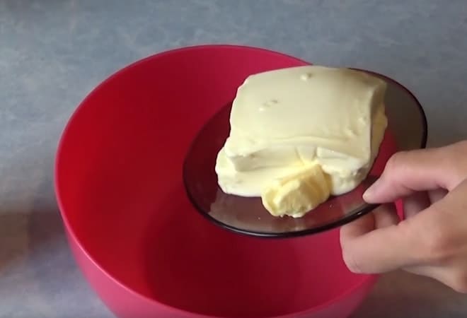 How to make butter cream?