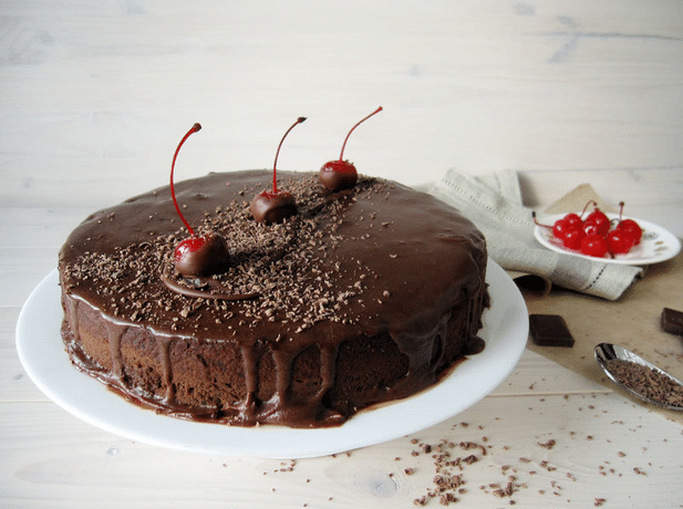 Step-by-step recipe for making brownie cake with photo