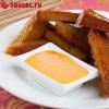 Sauce for croutons: recipe for making Sauce for croutons with garlic and sour cream