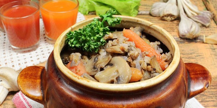 Baked buckwheat in the oven with mushrooms