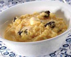How to cook porridge from corn grits in a slow cooker