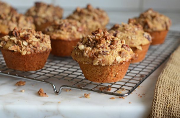 Märkä cupcake kefirissä. Kefiirikuppikakut