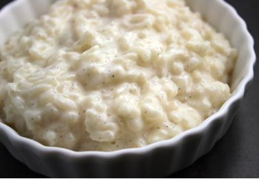 Recipes of healthy rice porridge in a multicooker on milk