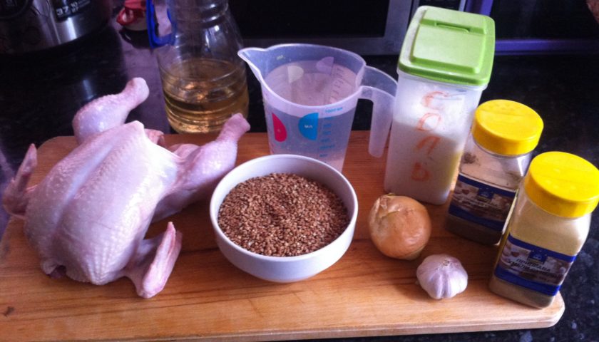 Chicken with buckwheat in the oven: stuffing porridge with vegetables, mushrooms, liver