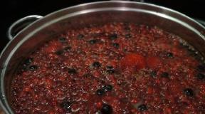 How to make delicious jam wine at home