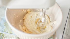 Ideaalse koogi küpsetamise õppimine Tassikoogi küpsetusaeg gaasiahjus