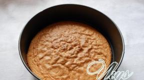Торт со сметанным желе и клубникой Клубничный торт с желейной заливкой пошаговый рецепт