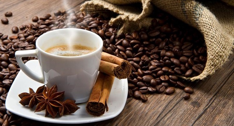Is it worth drinking coffee with milk, is it harm or good