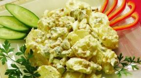 Potato salads with pickled cucumber