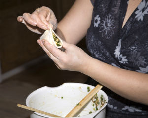 Dumplings med en overraskelse for det gamle nyttåret med verdier