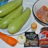 Рецепт: Кабачки фаршированные - с индейкой и овощами Кабачок с фаршем индейки в духовке