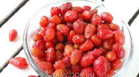 Сладко от ягоди Рецепта за желе от ягоди