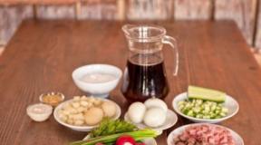 What is included in okroshka with kvass?