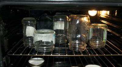 How to sterilize jars in the oven